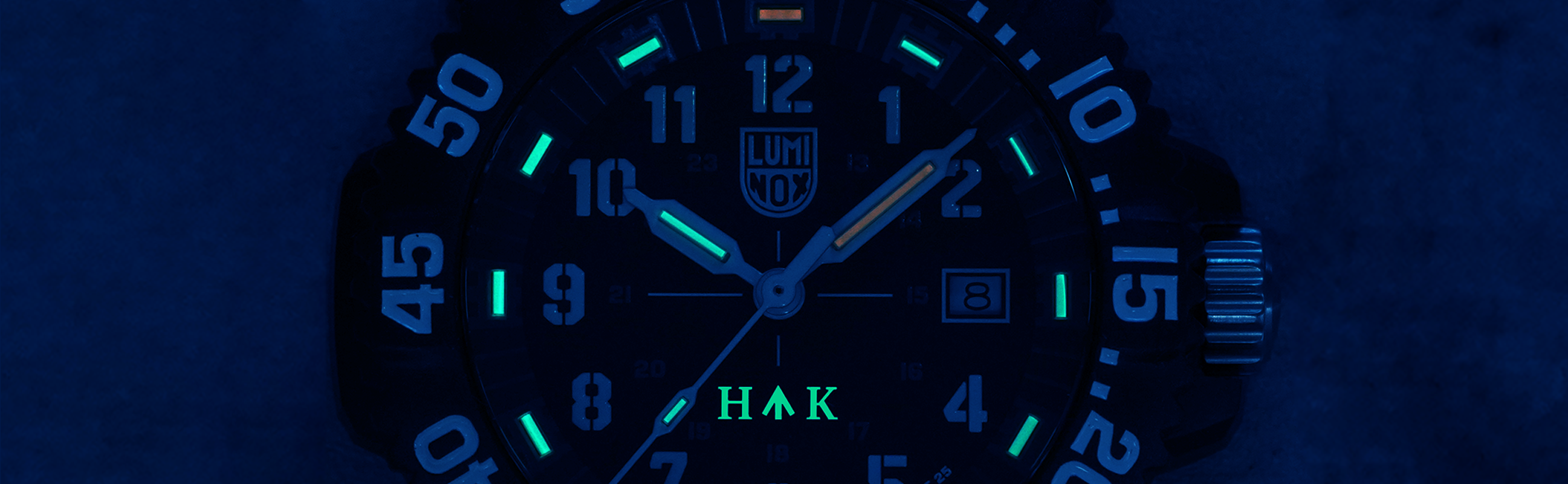 LUMINOX Symbols of Hong Kong Limited Edition