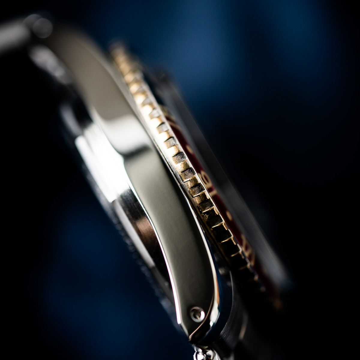 WMT Panton MKII - Brown Dial/ Heavy Aged/ Metal Bracelet + Leather Strap Set, side view